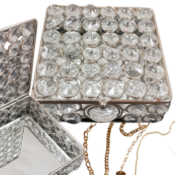 PUDEŁKO DO PRZECHOWYWANIA 11x11x5,5cm KRYSZTAŁKOWE