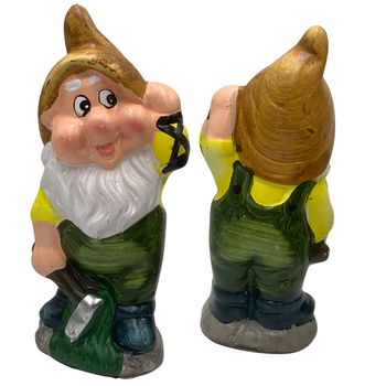 SKRZAT OGRODOWY ZE ZŁOTĄ CZAPKĄ I MŁOTKIEM