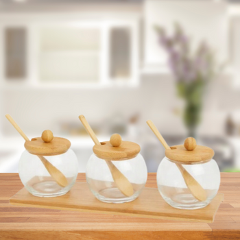 SZKLANE SŁOICZKI Z BAMBUSOWĄ PODSTAWĄ I ŁYŻECZKAMI