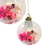 SZKLANA ZAWIESZKA GŁADKA Z SUSZONYMI KWIATAMI RÓŻOWY KWIATEK