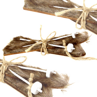 ZAWIESZKA DREWNIANA NARTY FUTERKO brąz